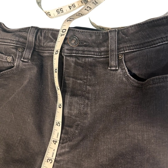 PAIGE Claidine High Rise Crop Distressed Raw Hem Black Denim Jeans Sz 28 - Picture 11 of 15